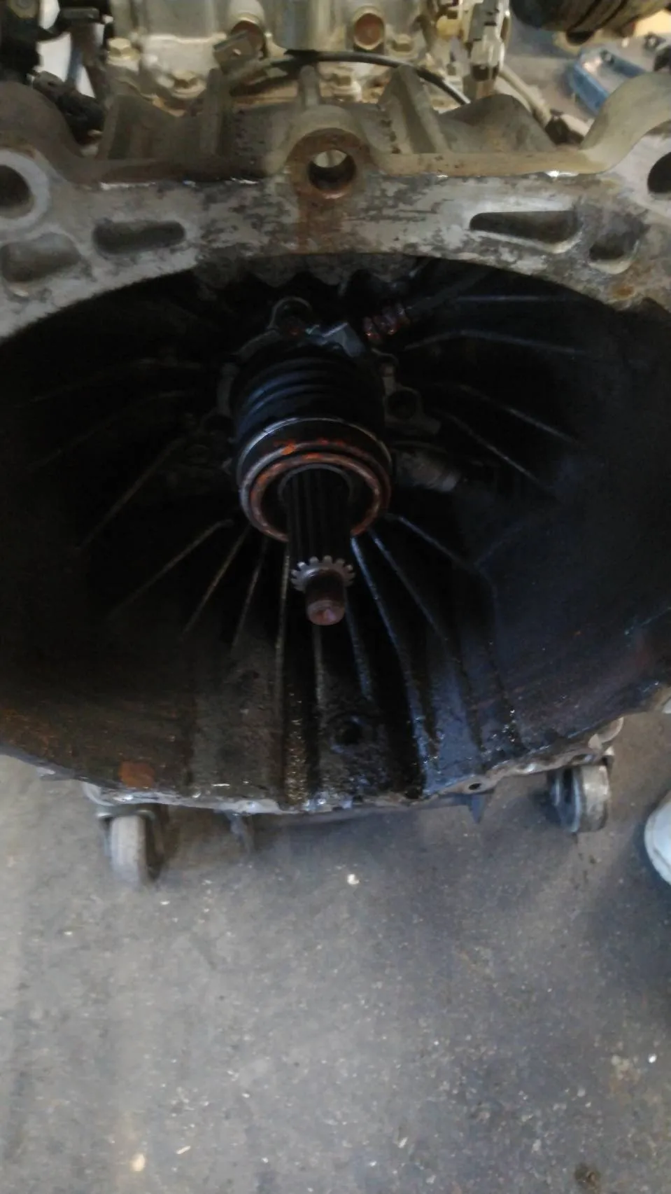 エルフクラッチ交換