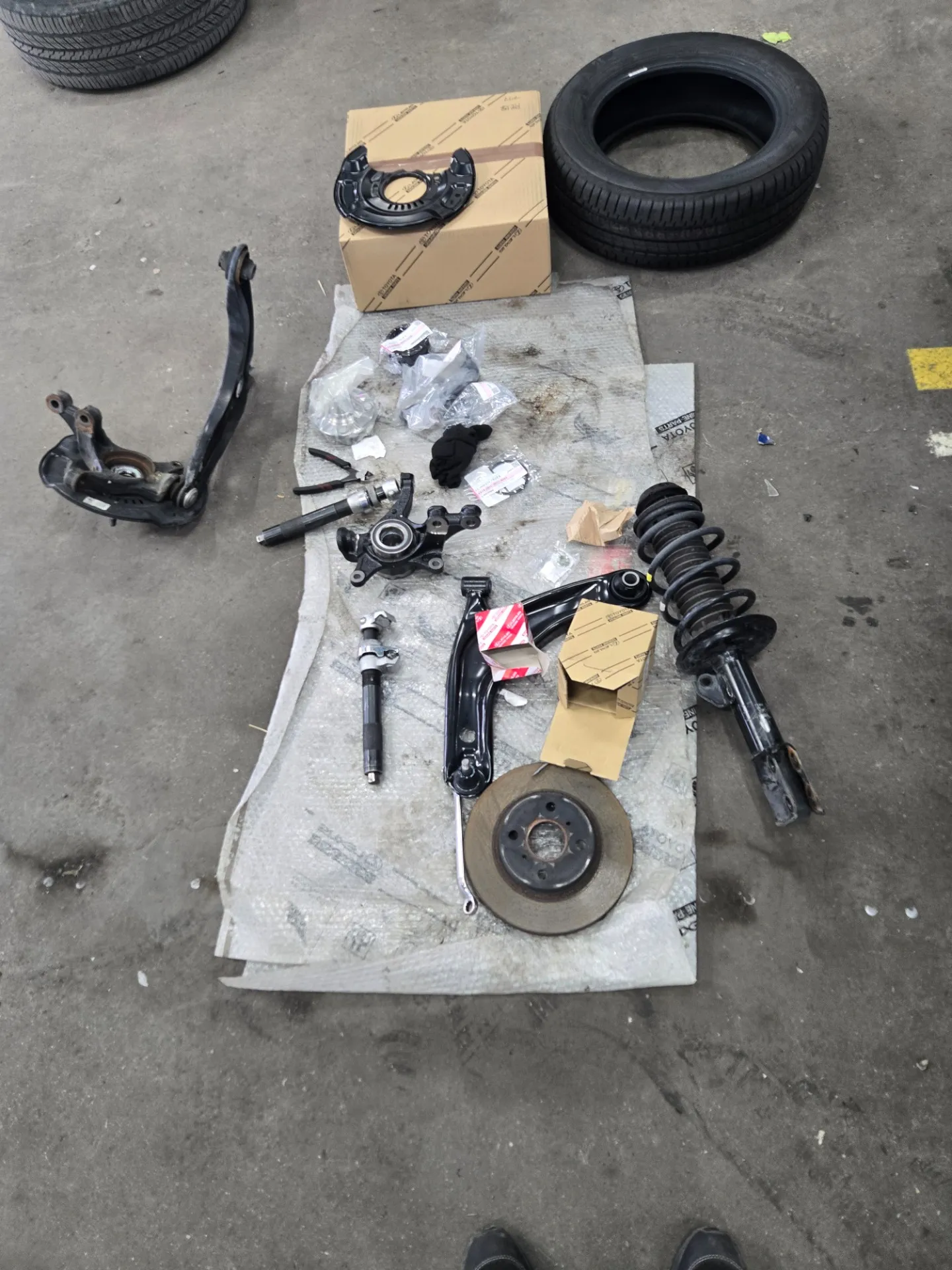 アクア足回り修理